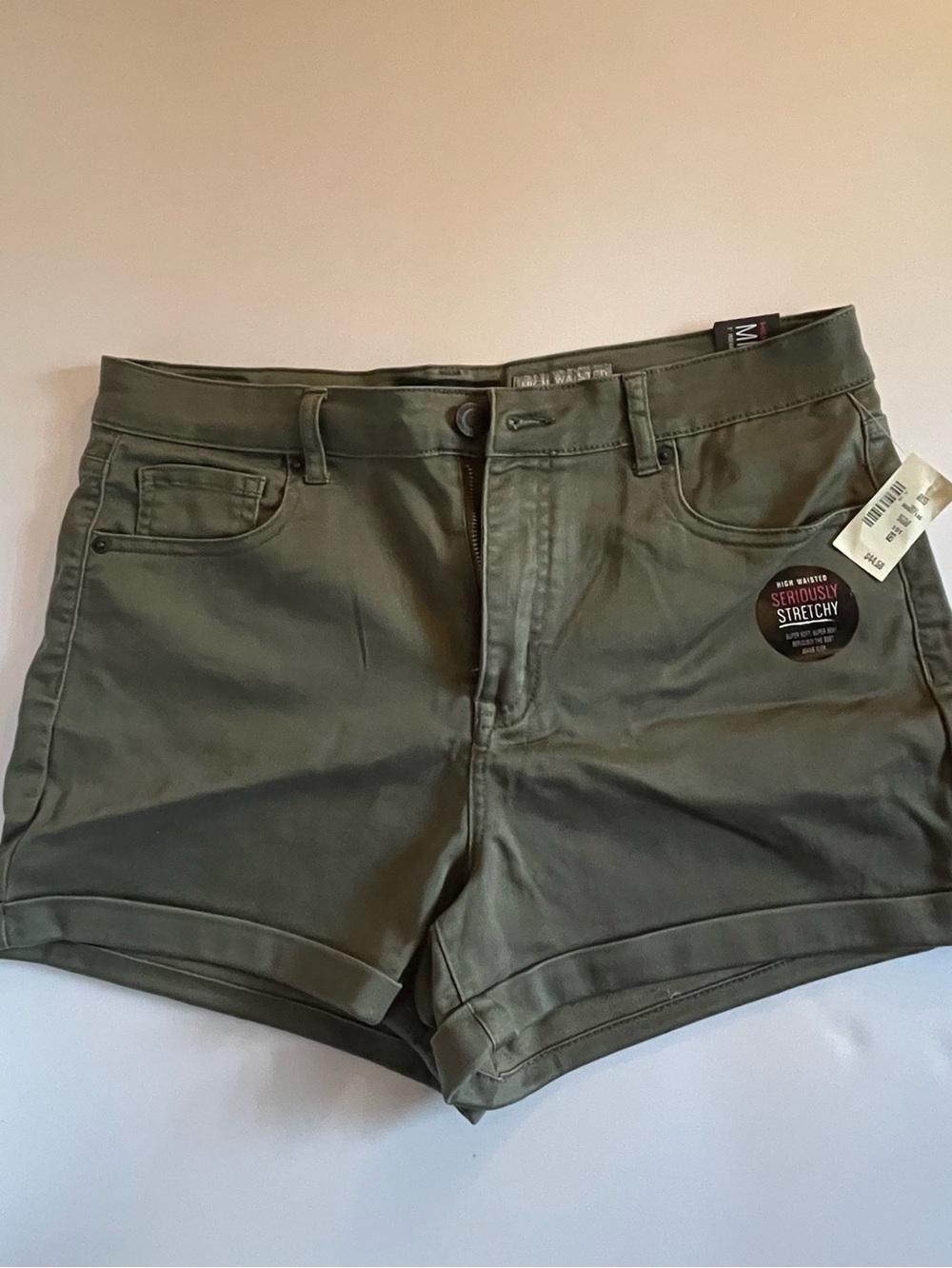 NWT Aeropostale Olive High-Rise Stretch Shorts Women’s Size 12, 14